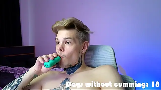 DENIS HERE online show from May 12, 5:15 am