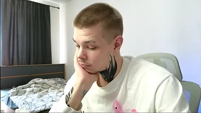 DENIS HERE online show from May 21, 10:44 am