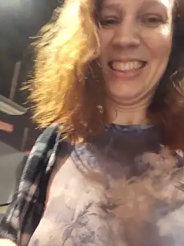 Exhibitionsplit online show from January 13, 10:04 pm