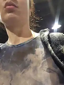 Exhibitionsplit online show from February 6, 10:35 pm