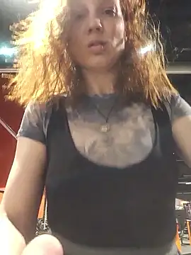 Exhibitionsplit online show from March 22, 10:13 pm