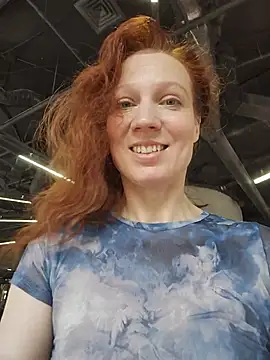 Exhibitionsplit online show from July 25, 1:19 pm