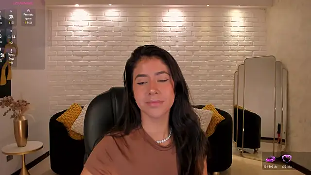 SussanElliot online show from October 17, 9:56 am