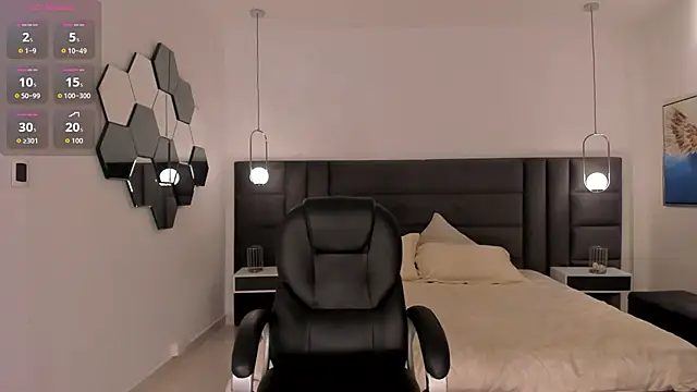 SussanElliot online show from October 25, 11:29 am