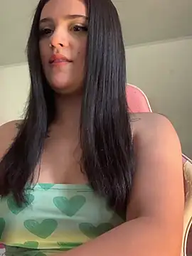 Snapshot of violet-333 chatting on January 28, 7:00 pm violet-333 online show from January 28, 7:00 pm