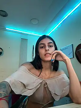 Snapshot of cristel_17 chatting on December 1, 9:37 pm cristel 17 online show from December 1, 9:37 pm