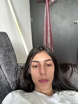 Snapshot of cristel_17 chatting on December 6, 5:00 pm cristel 17 online show from December 6, 5:00 pm