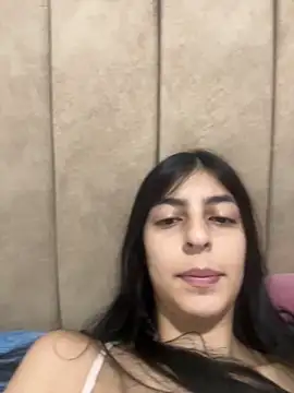 cristel 17 online show from November 23, 8:08 pm