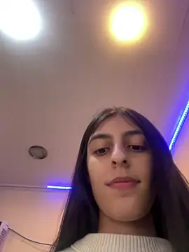 cristel 17 online show from November 29, 4:54 pm