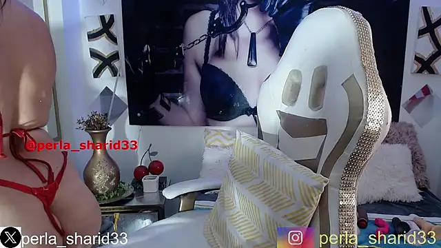 Snapshot of perlasharick_3 chatting on May 16, 9:13 pm perlasharick 3 online show from May 16, 9:13 pm