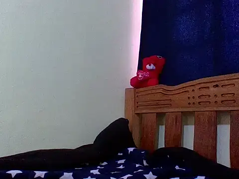 verginpussy01 online show from May 9, 12:21 pm