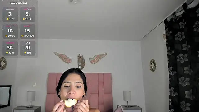 VeronikaOlsen online show from January 17, 8:45 am