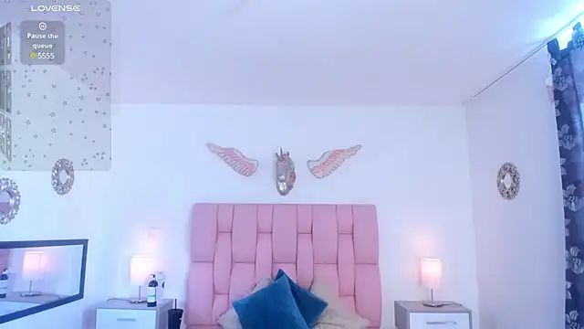 VeronikaOlsen online show from February 1, 6:40 pm