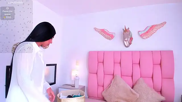 VeronikaOlsen online show from March 19, 12:45 pm