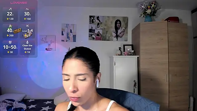 VeronikaOlsen online show from October 26, 6:03 pm