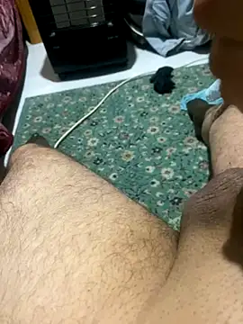 Snapshot of azginnn35 chatting on October 16, 12:33 am azginnn35 online show from October 16, 12:33 am