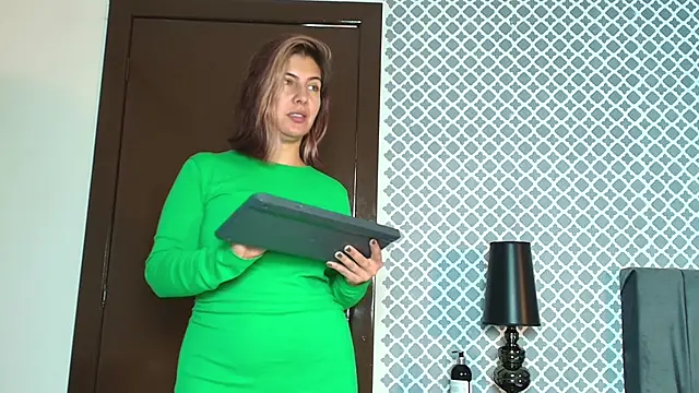 Snapshot of scarlett_moore chatting on September 19, 1:12 pm scarlett moore online show from September 19, 1:12 pm