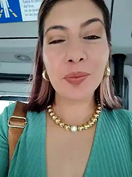 Snapshot of scarlett_moore chatting on October 4, 1:31 pm scarlett moore online show from October 4, 1:31 pm