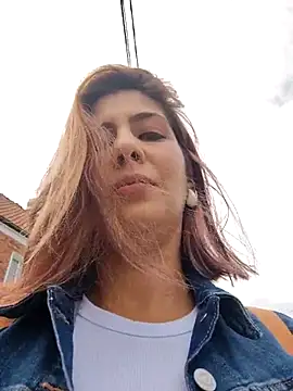 Snapshot of scarlett_moore chatting on October 17, 2:19 pm scarlett moore online show from October 17, 2:19 pm