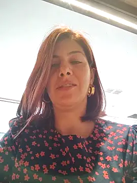 Snapshot of scarlett_moore chatting on October 26, 2:23 pm scarlett moore online show from October 26, 2:23 pm