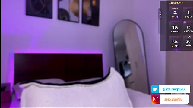 AxelKing1326 online show from November 12, 9:36 pm