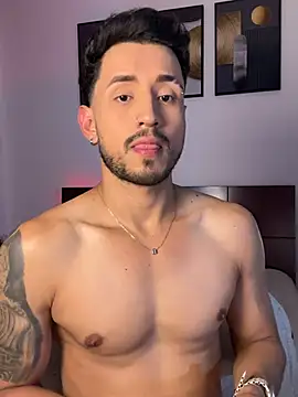 AxelKing1326 online show from March 8, 1:36 am