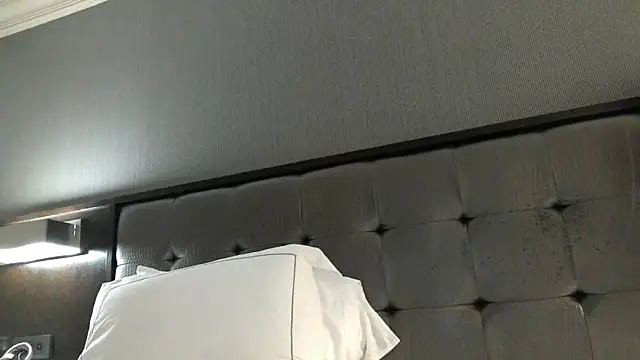 chainjulious online show from January 21, 9:04 pm