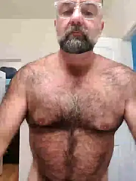 chainjulious online show from February 7, 6:13 pm