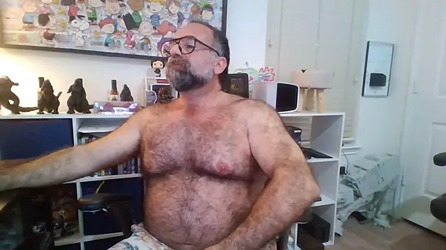 Snapshot of chainjulious chatting on November 20, 1:11 pm chainjulious online show from November 20, 1:11 pm