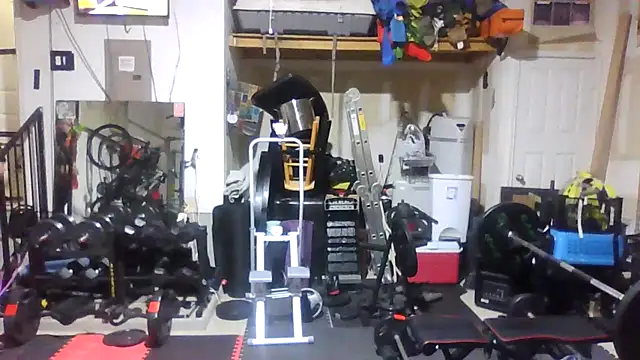 Snapshot of chainjulious chatting on February 13, 3:19 pm chainjulious online show from February 13, 3:19 pm