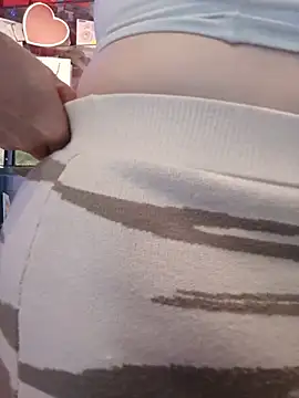 Mia Novikov online show from May 12, 4:37 pm