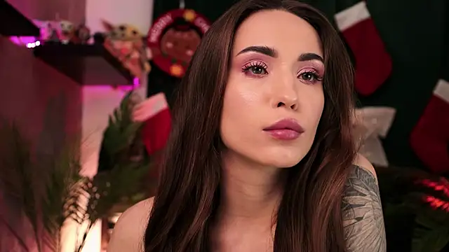 BabyYoda- online show from December 21, 5:29 pm