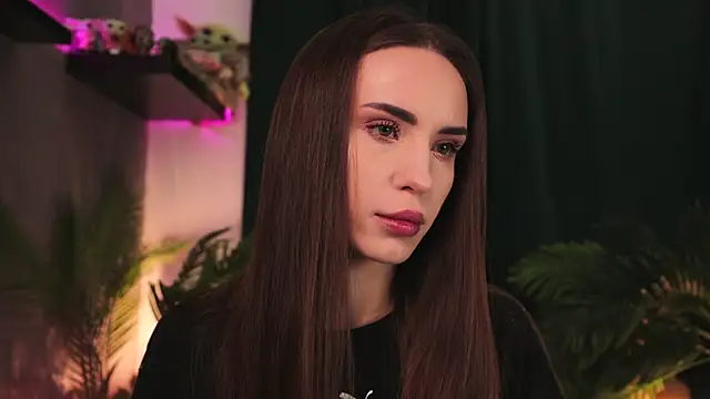 BabyYoda- online show from March 13, 6:37 am