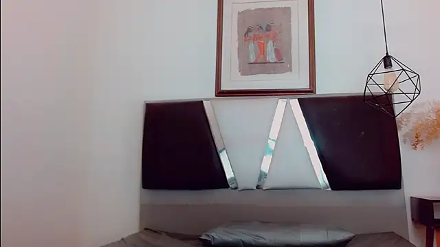 Snapshot of hilary_rodriguez chatting on March 15, 7:05 pm hilary rodriguez online show from March 15, 7:05 pm