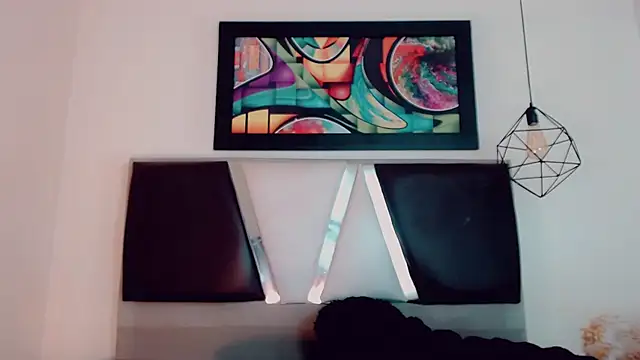 hilary rodriguez online show from December 20, 7:21 pm