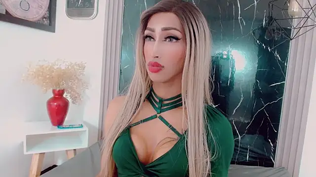 hilary rodriguez online show from May 8, 7:08 pm