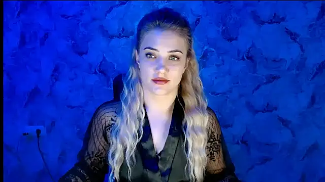 nika gold1 online show from October 24, 6:15 pm