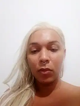 Snapshot of transgirl26 chatting on April 3, 8:29 pm transgirl26 online show from April 3, 8:29 pm