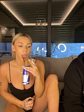 Snapshot of SexOnMyLvL chatting on March 24, 3:28 pm SexOnMyLvL online show from March 24, 3:28 pm