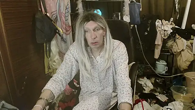 Ombeline1 online show from December 19, 4:58 pm