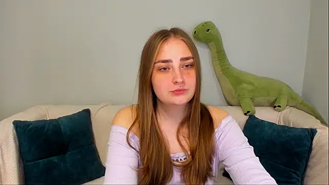 Snapshot of MilliStrii chatting on May 16, 2:19 am MilliStrii online show from May 16, 2:19 am