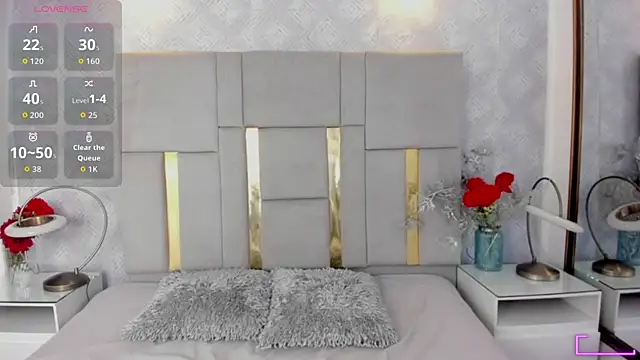 Camilaa Sanchez  online show from September 20, 12:39 pm