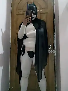 zentaishow online show from January 9, 9:05 pm