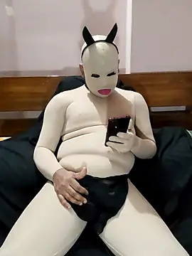 zentaishow online show from March 25, 10:21 am