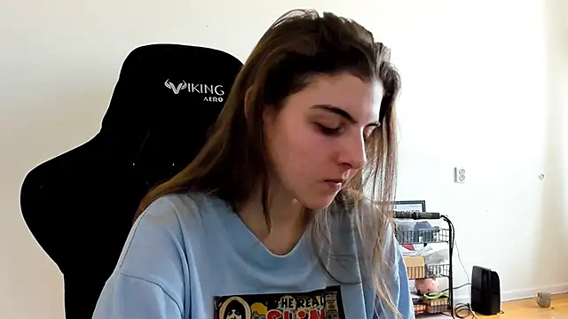 emmamurrr online show from October 11, 10:25 am