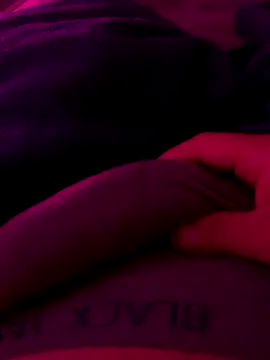 Snapshot of Ghotsniper666 chatting on October 25, 6:43 am Ghotsniper666 online show from October 25, 6:43 am