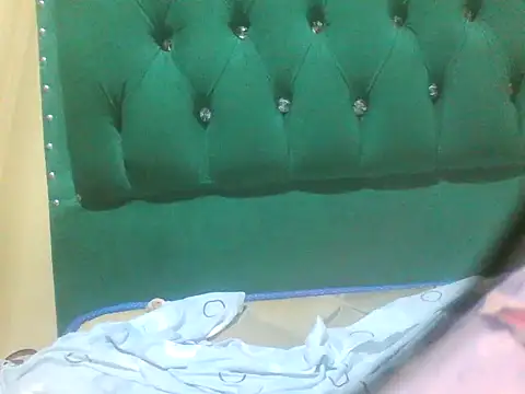 Snapshot of Sexy_Riri chatting on March 2, 5:08 am Sexy Riri online show from March 2, 5:08 am