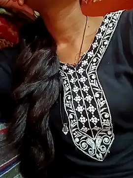 Snapshot of Mangla_Bhabhi chatting on November 1, 3:08 am Mangla Bhabhi online show from November 1, 3:08 am