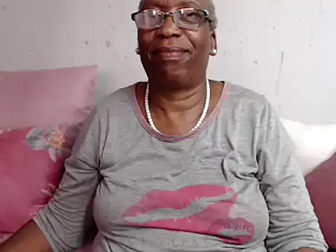 Freakyassnwildx online show from December 7, 9:17 am