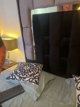 Bonnie vega online show from October 18, 8:20 pm